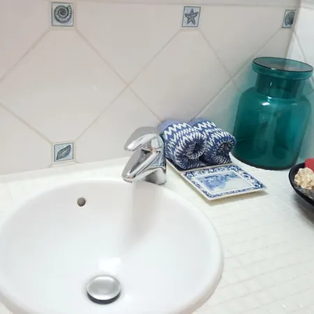 Excellent Bahia Azul * ポリス・デ・アボナ